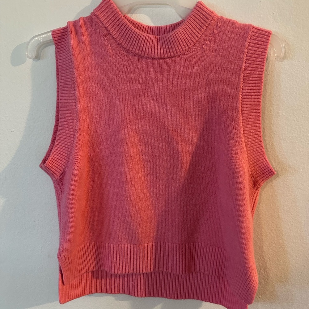 French Connection Pink Sleeveless Knit Top- Excellent condition